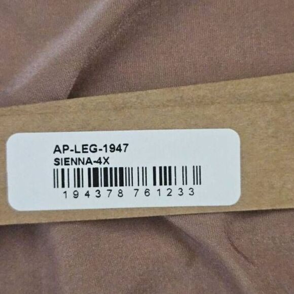 Skims plus size lounge leggings Nwt - Picture 10 of 10